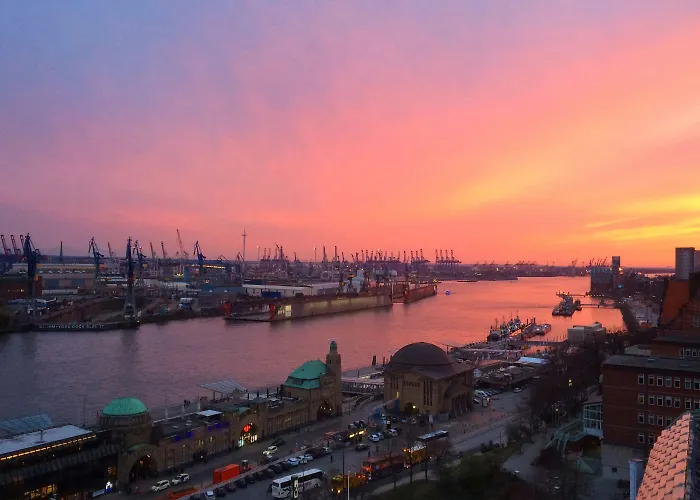 Hotel Hafen 4*